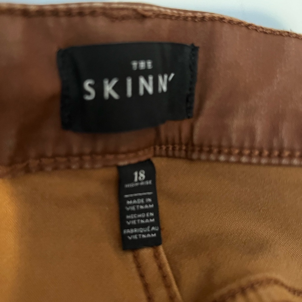 Coated Jeans - Picture 4 of 6